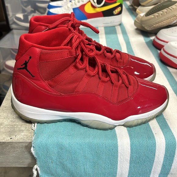 Jordan 11 Retro ‘Win Like 96’ 378037-623 Size 10 - Picture 3 of 7